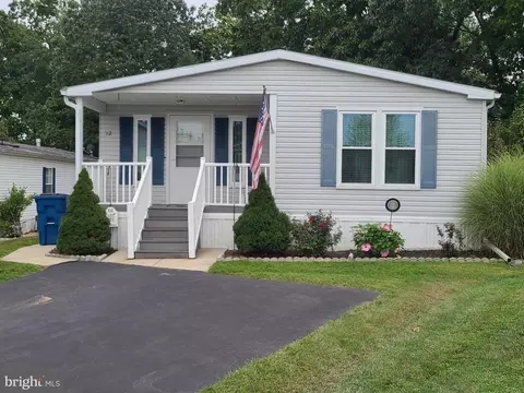 112 Barnwood Pl, Harrisburg, PA 17112