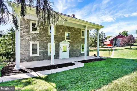 1042 Pennsylvania Ave, Harrisburg, PA 17111