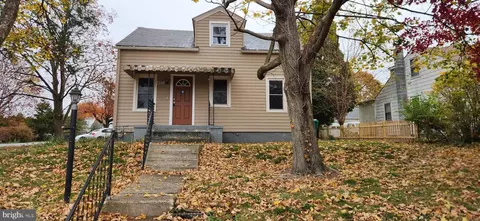 4600 Clarendon St, Harrisburg, PA 17109