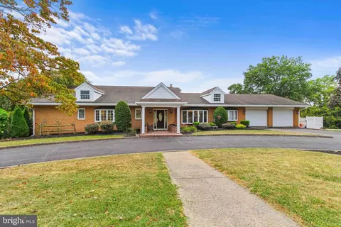 187 Jeff Ln, Hummelstown, PA 17036