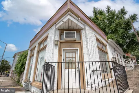 261-263 S Front St, Steelton, PA 17113