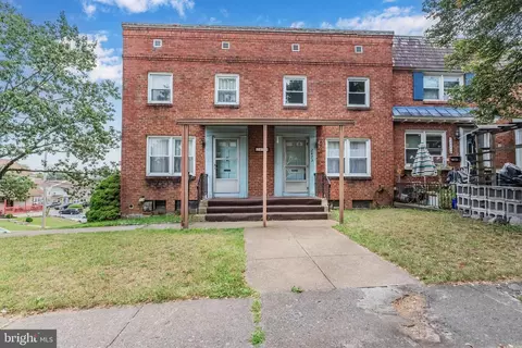 2473 Adrian St, Harrisburg, PA 17104