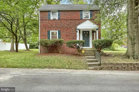 1207 N 13th St, Harrisburg, PA 17103