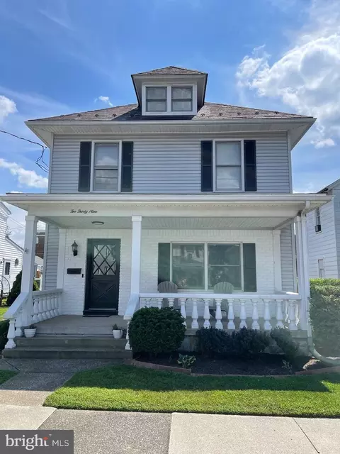 239 W High St, Hummelstown, PA 17036