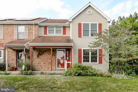1132 Pond Rd, Harrisburg, PA 17111
