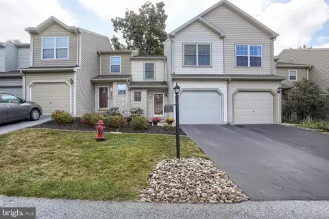 222 Forest Oak Ln, Harrisburg, PA 17110