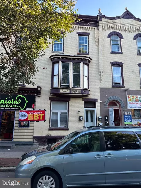 1323 Derry St, Harrisburg, PA 17104