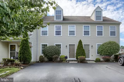 284 Buckley Dr, Harrisburg, PA 17112