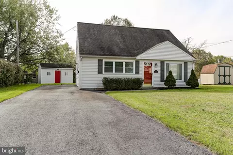 1129 Cypress St, Middletown, PA 17057