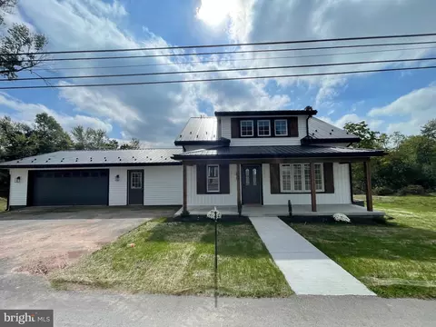 308 W Market St, Gratz, PA 17030