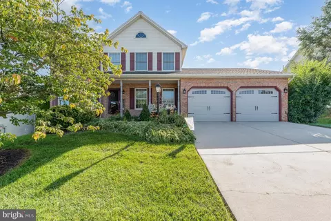 927 Sunny Hill Ln, Harrisburg, PA 17111