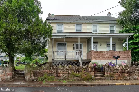 249 Vine St, Williamstown, PA 17098