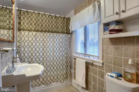 1225 E Derry Rd, Hershey, PA 17033 photo 25