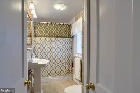 1225 E Derry Rd, Hershey, PA 17033 photo 26