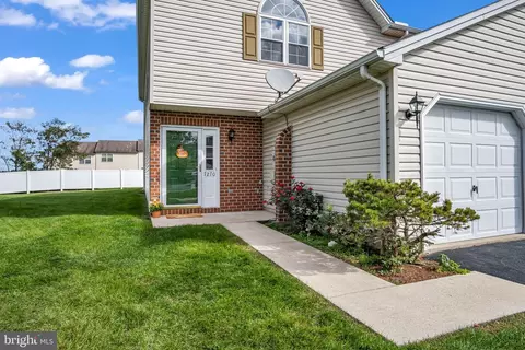 7270 Huntingdon St, Harrisburg, PA 17111