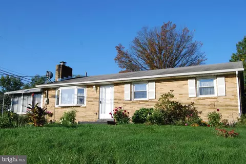 228 N Fairville Ave, Harrisburg, PA 17112