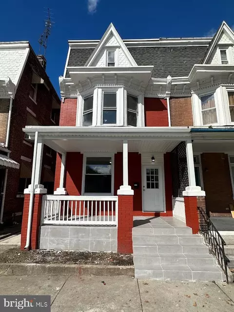 1352 State St, Harrisburg, PA 17103
