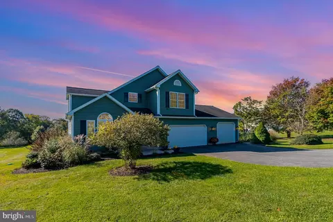 707 Ridge Rd, Halifax, PA 17032