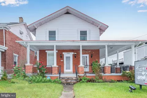 2906 Herr St, Harrisburg, PA 17103