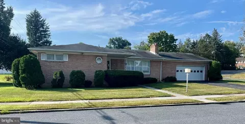 3403 Canby St, Harrisburg, PA 17109