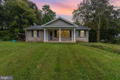 5538 Route 147, Dalmatia, PA 17017