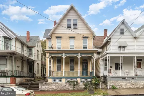 335 Pine St, Steelton, PA 17113