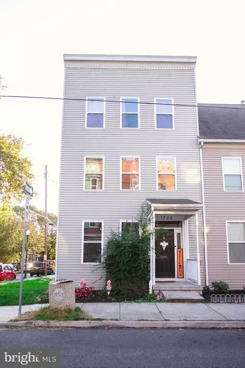 1700 N 3rd St, Harrisburg, PA 17102