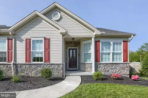 6930 Brei Cir, Harrisburg, PA 17112
