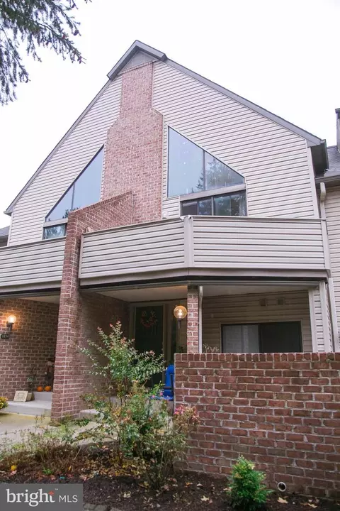 1211 Cherrington Dr, Harrisburg, PA 17110