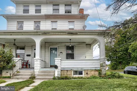 2822 Boas St, Harrisburg, PA 17103