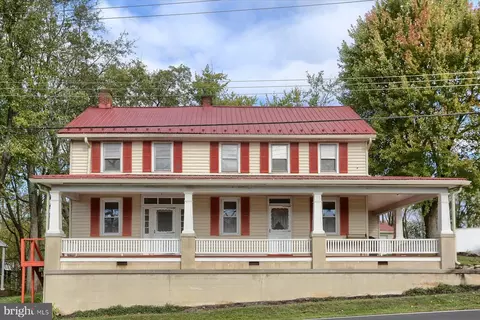 9210 Jonestown Rd, Grantville, PA 17028
