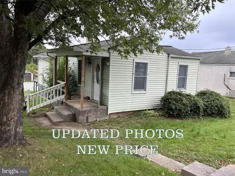 5303 Woodland Rd, Harrisburg, PA 17112