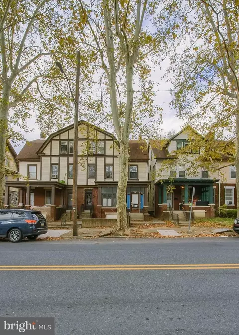 1912 Market St, Harrisburg, PA 17103