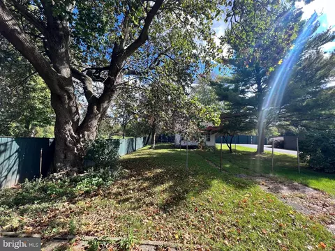 432 E Derry Rd, Hershey, PA 17033 photo 25
