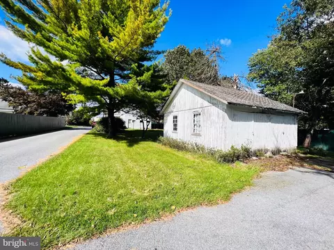 432 E Derry Rd, Hershey, PA 17033 photo 18