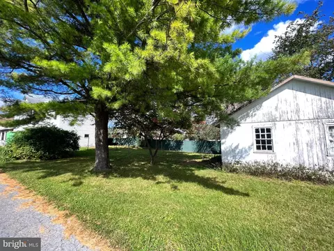 432 E Derry Rd, Hershey, PA 17033 photo 16