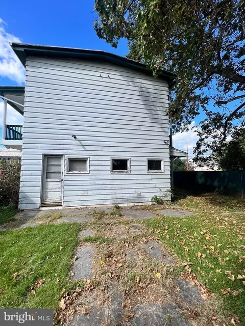 432 E Derry Rd, Hershey, PA 17033 photo 24