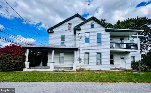 432 E Derry Rd, Hershey, PA 17033 photo 3