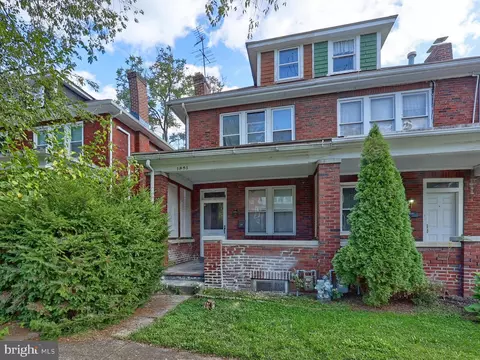 1851 Holly St, Harrisburg, PA 17104