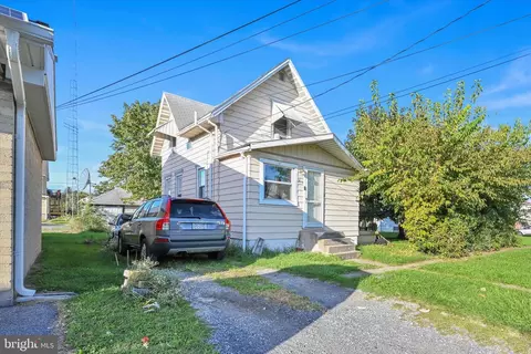 2908 Sycamore St, Harrisburg, PA 17111