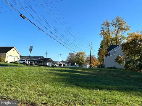 0 Mae Ave, Hummelstown, PA 17036