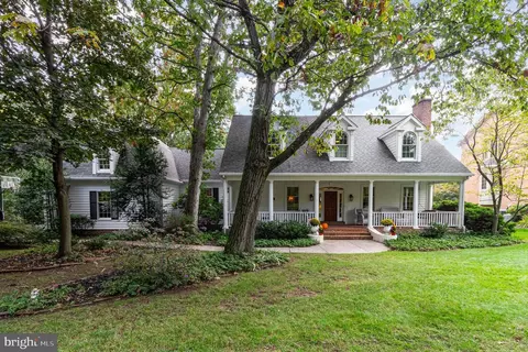 764 Pine Tree Rd, Hummelstown, PA 17036