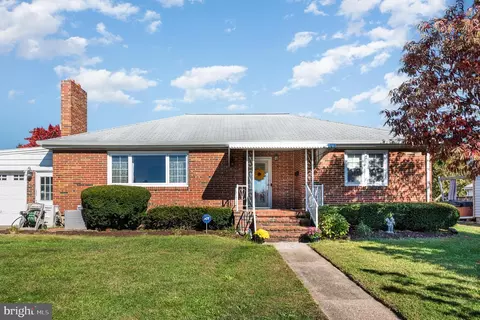 6160 Somerset St, Harrisburg, PA 17111