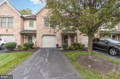 244 Saddle Ridge Dr, Harrisburg, PA 17110