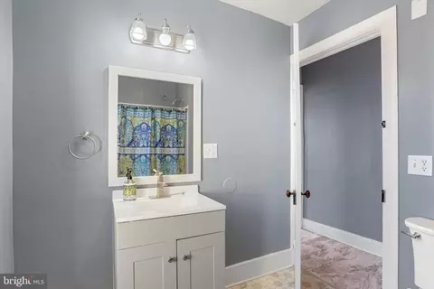347 E Derry Rd, Hershey, PA 17033 photo 12