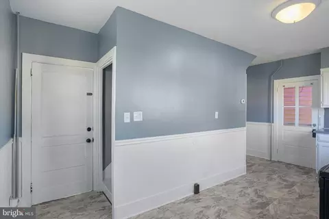 347 E Derry Rd, Hershey, PA 17033 photo 9