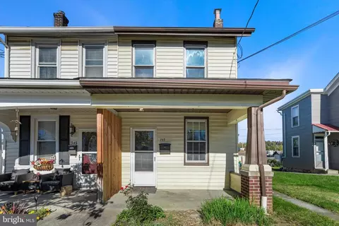 347 E Derry Rd, Hershey, PA 17033 photo 23