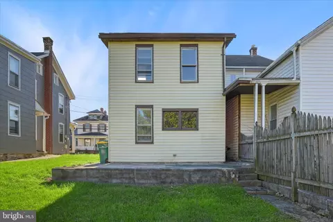 347 E Derry Rd, Hershey, PA 17033 photo 26