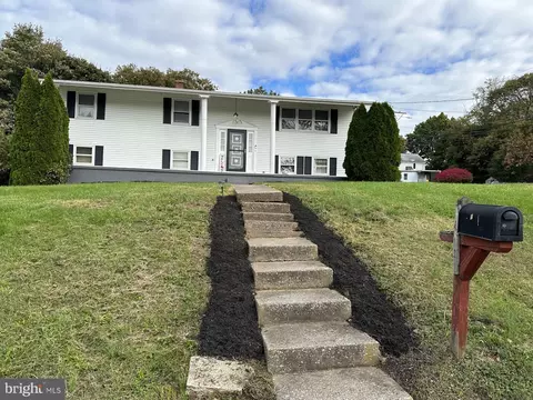 2312 Oxford Ave, Harrisburg, PA 17109