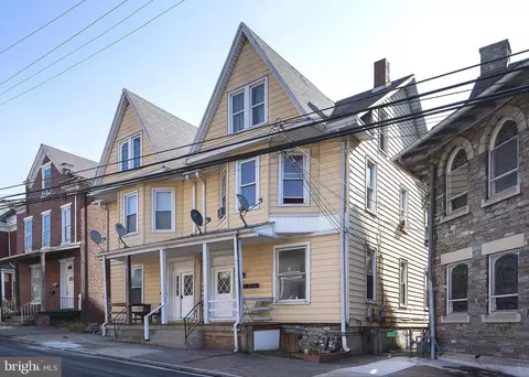 320 Pine St, Steelton, PA 17113